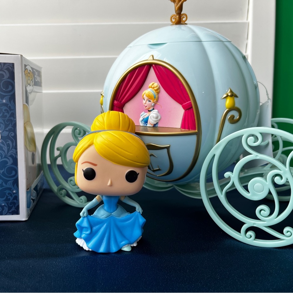 Funko Pop Princess Cinderella 222 and Universal Studios Japan popcorn bucket